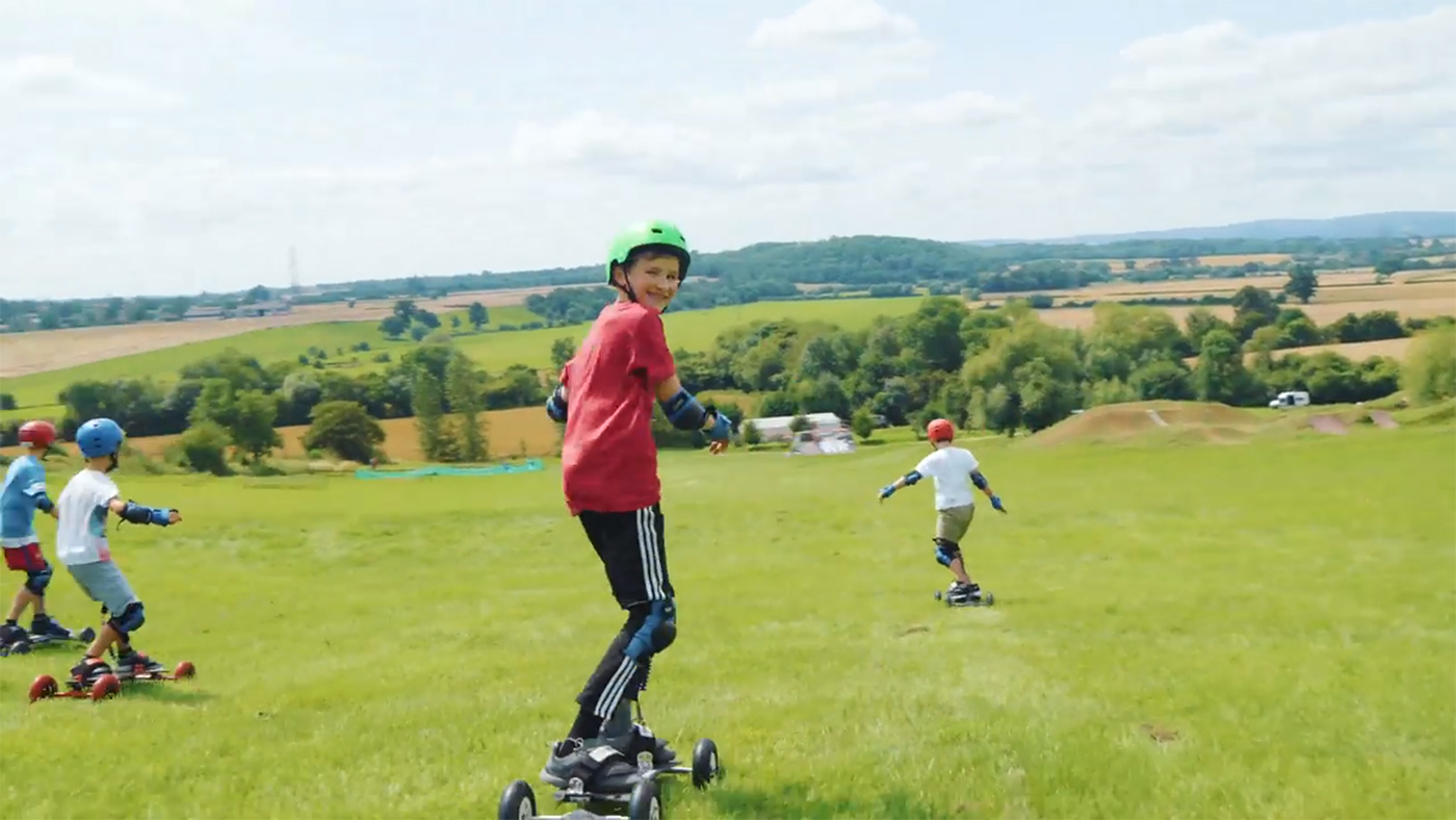 alt="mountainboarding"