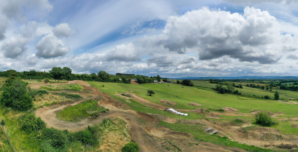 bugsboarding-opening-times